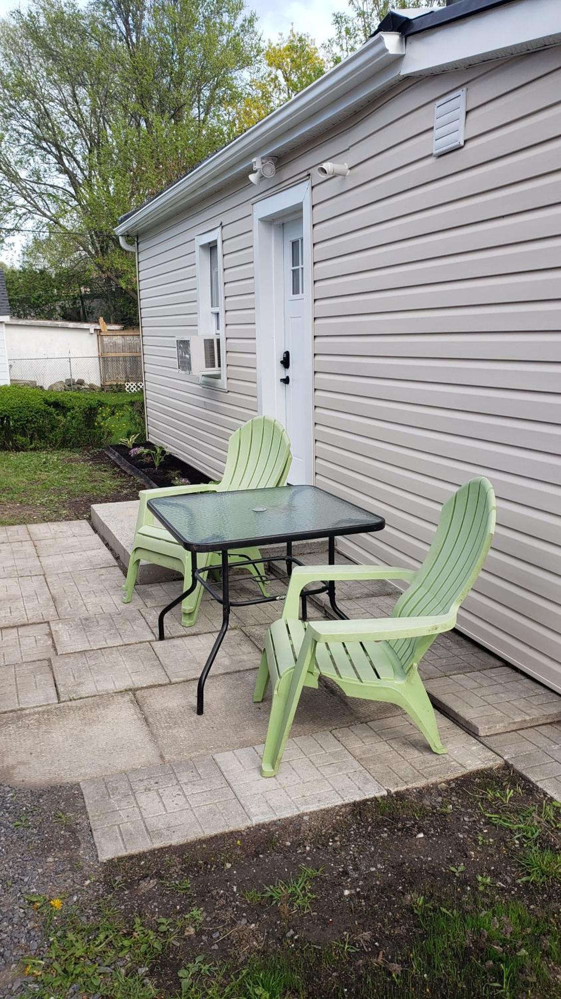 Cozy Home On A Quiet Street Minutes To Dt Kingston Exterior photo